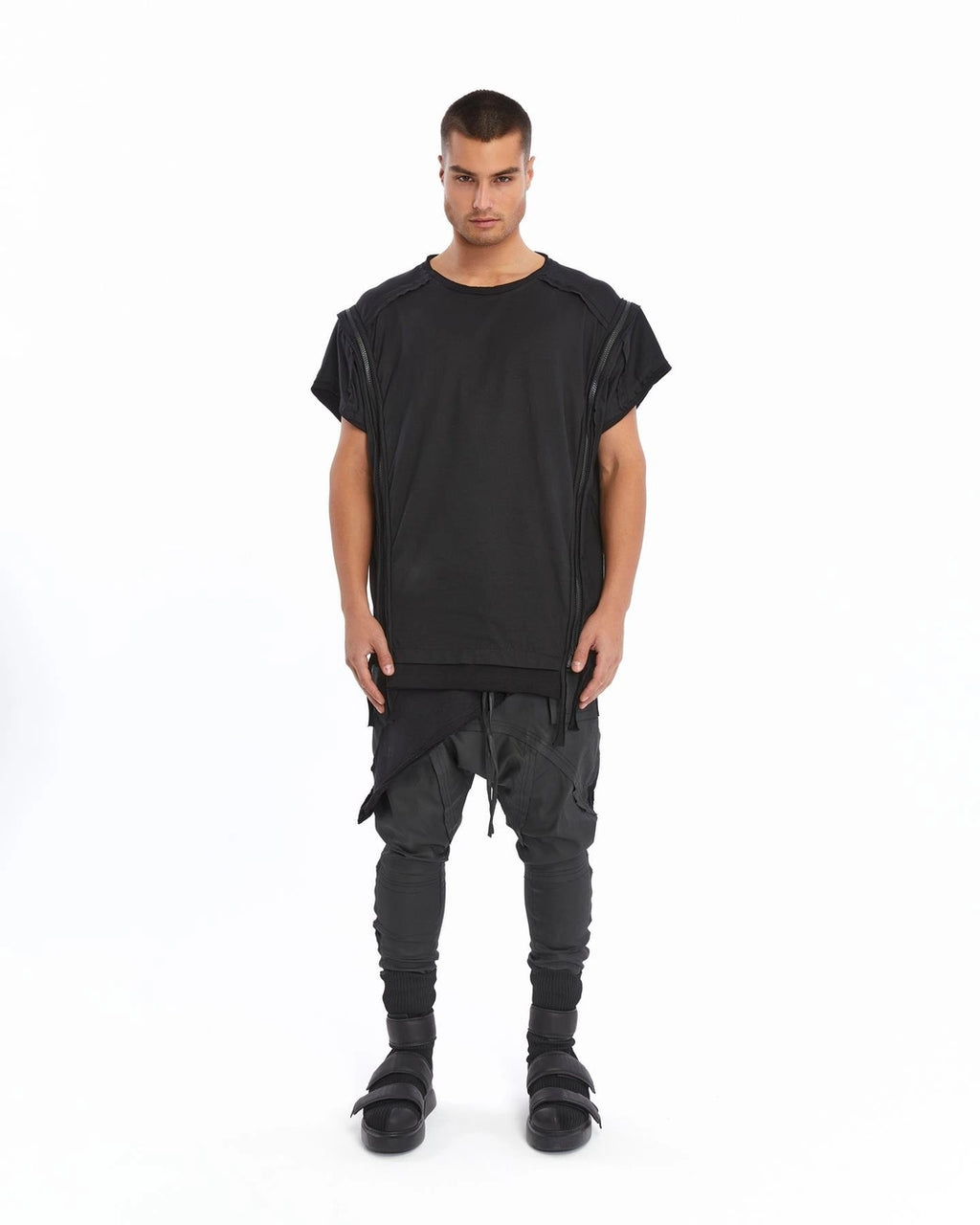 BLACK LONG ZIPPER T-SHIRT