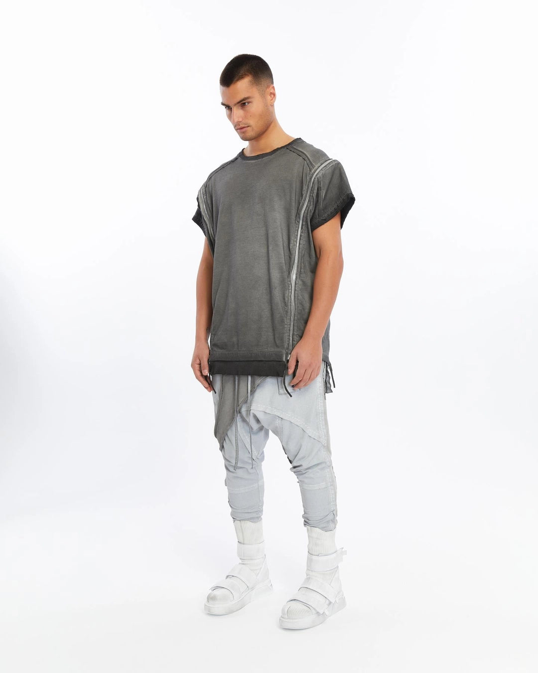 GREY LONG ZIPPER T-SHIRT