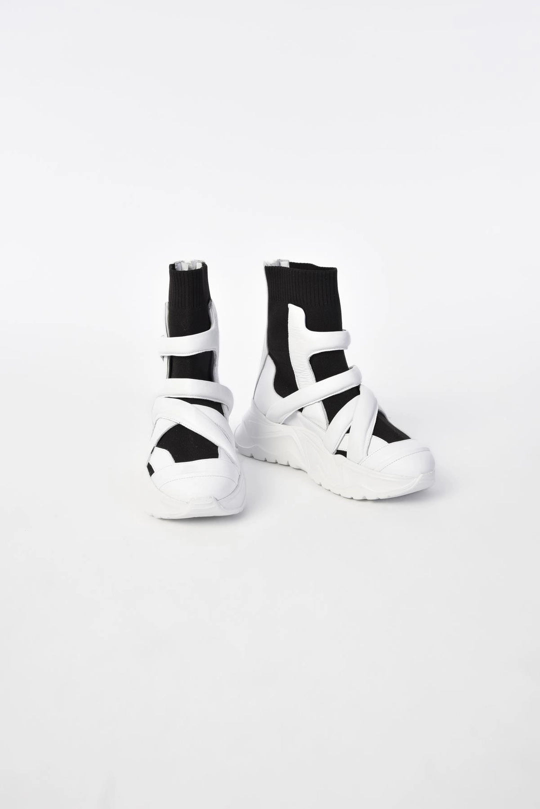 WHITE/BLACK MULTI-PIECE SHOES