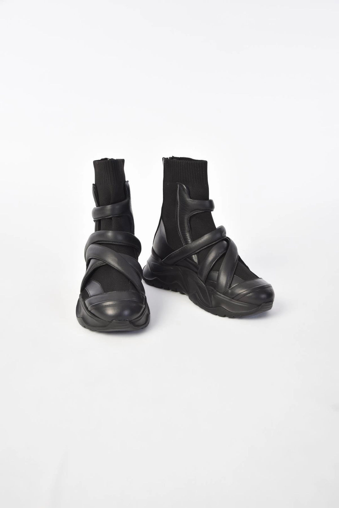 BLACK MULTI-PIECE SHOES