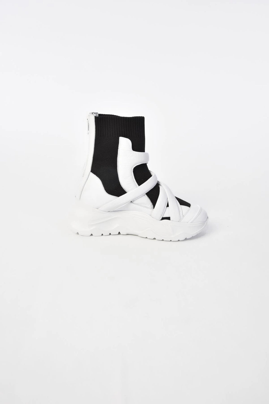 WHITE/BLACK MULTI-PIECE SHOES