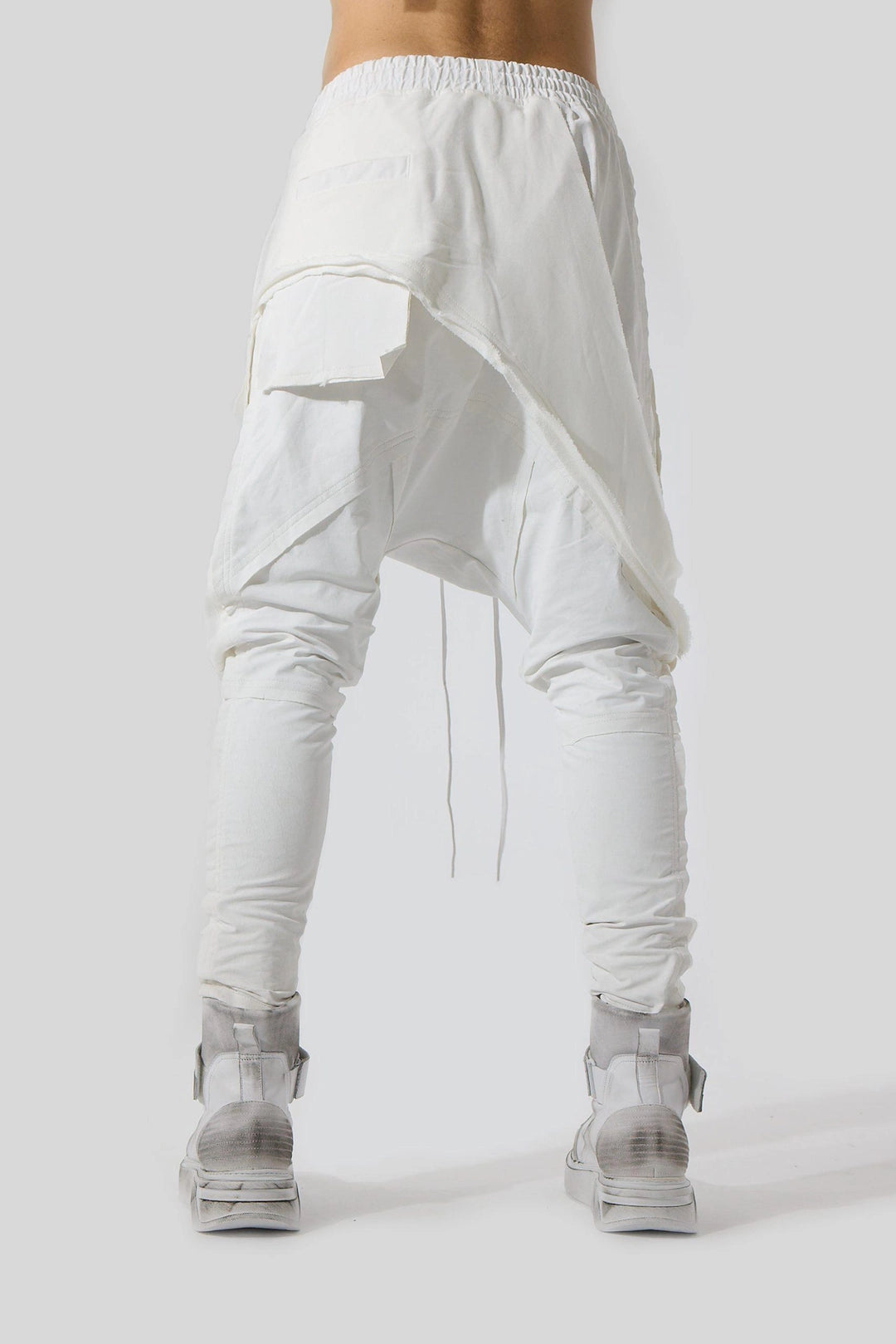 WHITE PIECED PANT