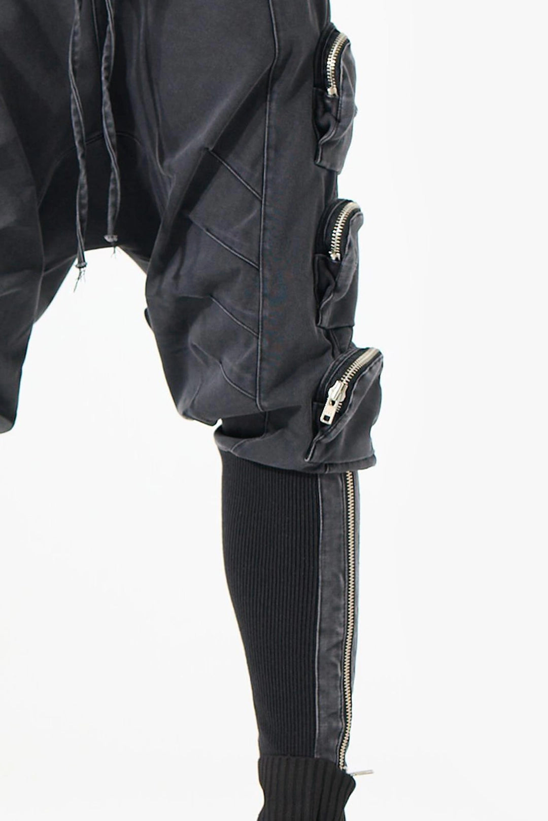 ACID BLACK POCKETS PANT