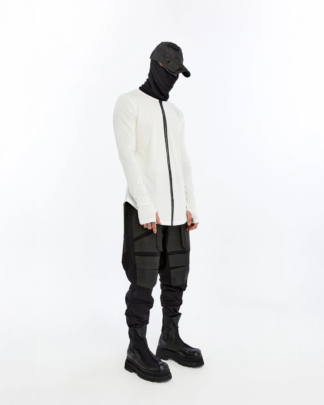 PRINTED LONG SLEEVE T-SHIRT