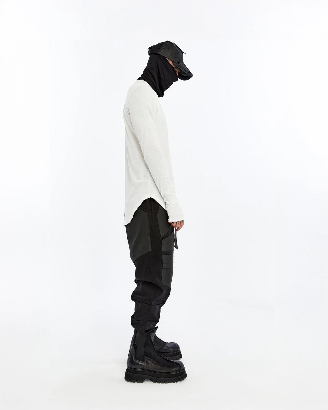 PRINTED LONG SLEEVE T-SHIRT