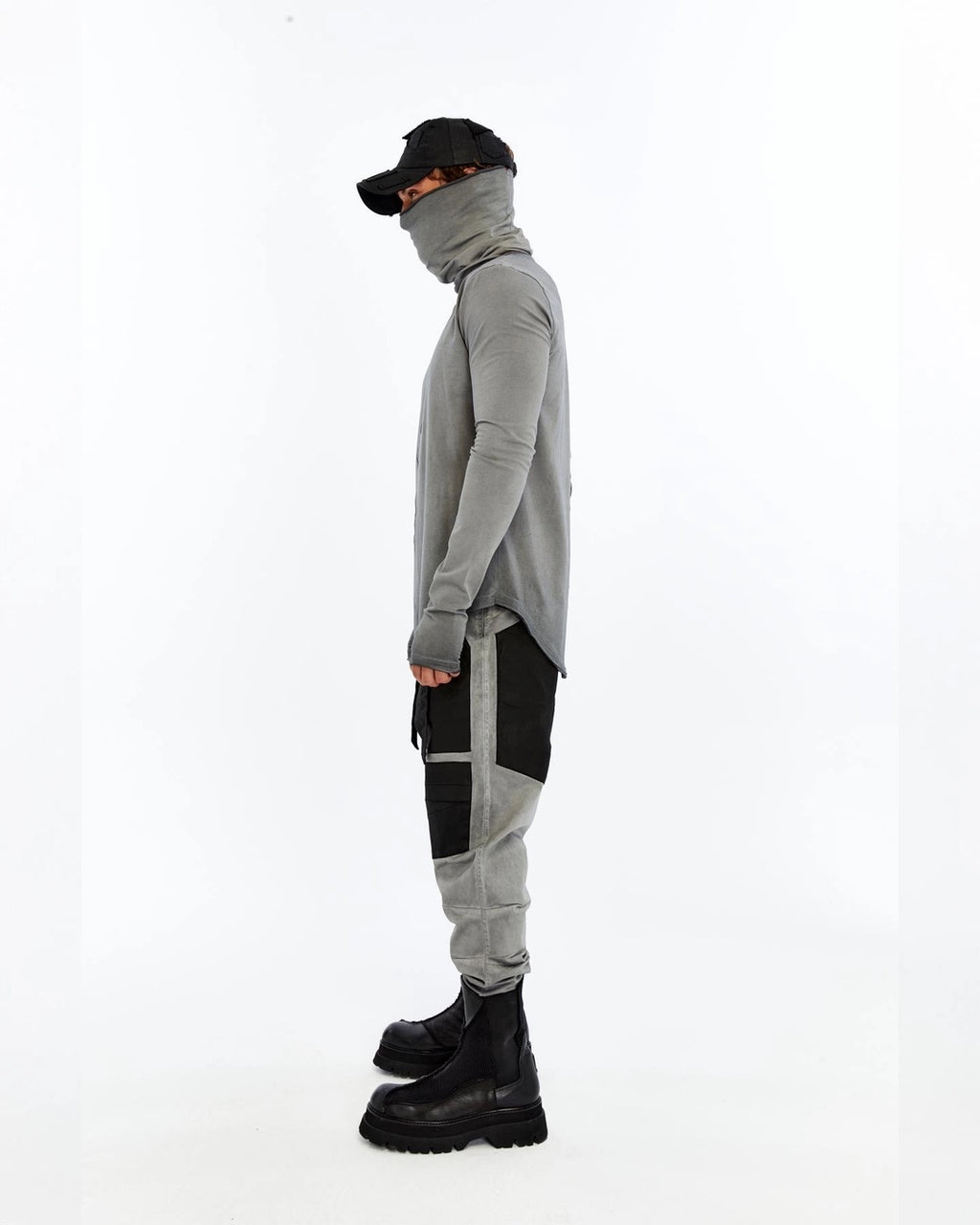 PRINTED LONG SLEEVE T-SHIRT