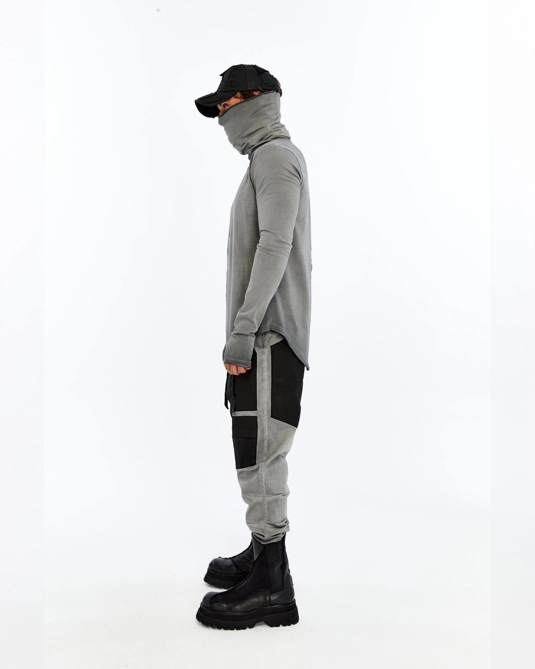 PRINTED LONG SLEEVE T-SHIRT