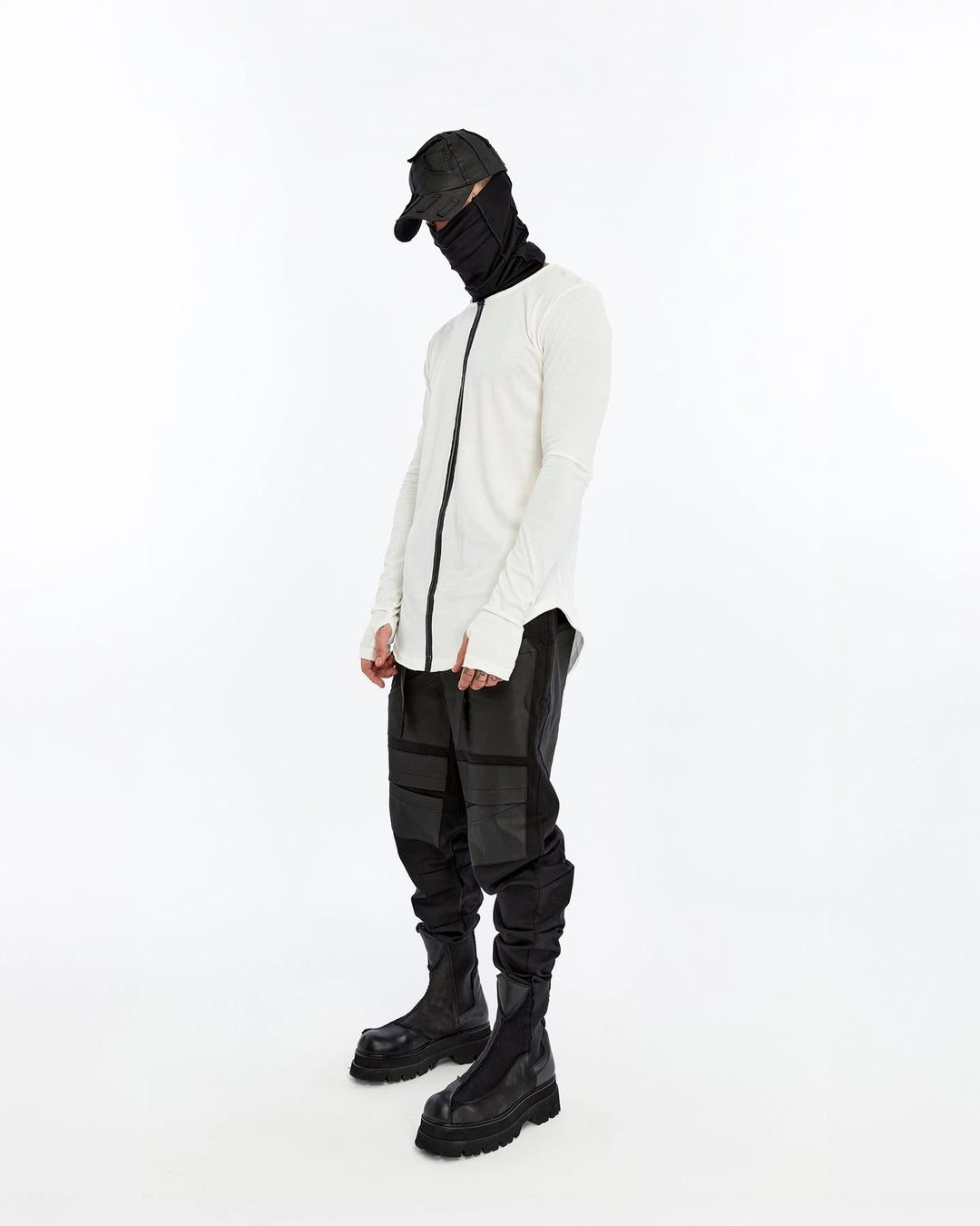 PRINTED LONG SLEEVE T-SHIRT