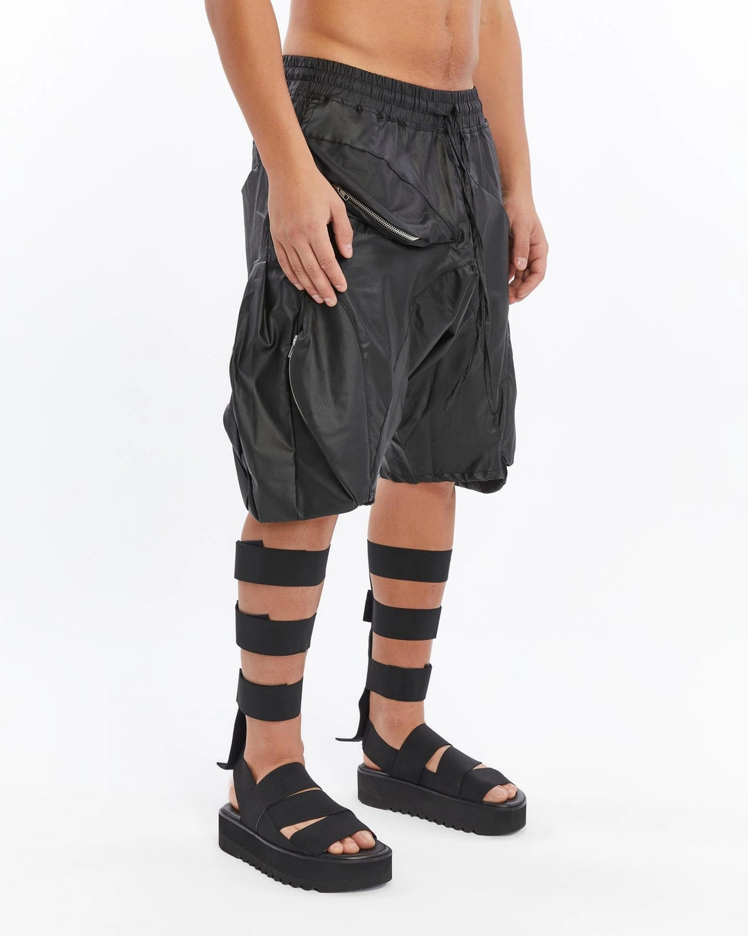 GOATED BLACK PUFFER SHORT