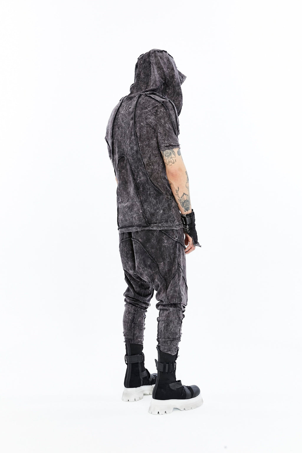 RAW GRID T-SHIRT