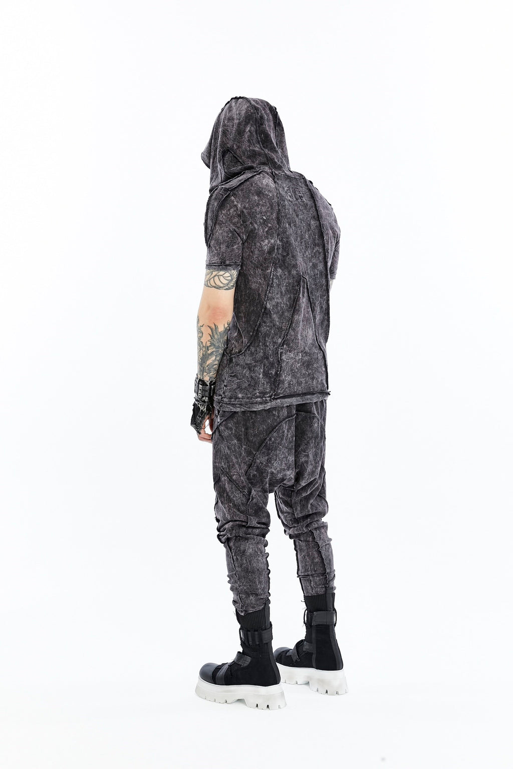 RAW GRID T-SHIRT
