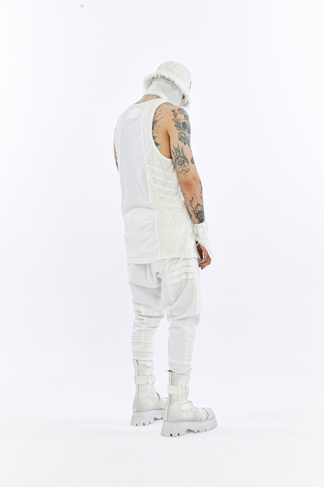 RIBBED PANEL TANK TOP