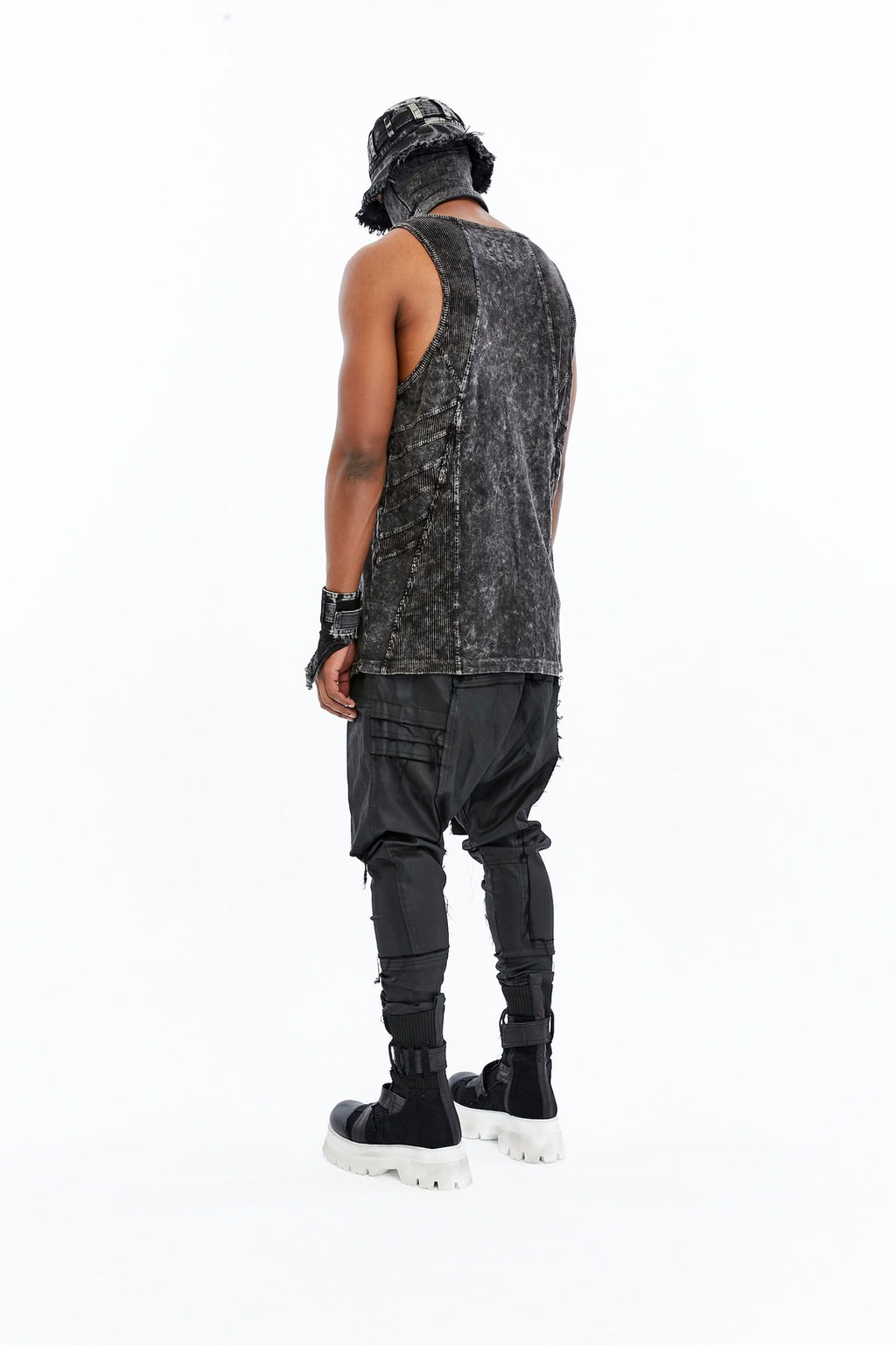 RIBBED PANEL TANK TOP