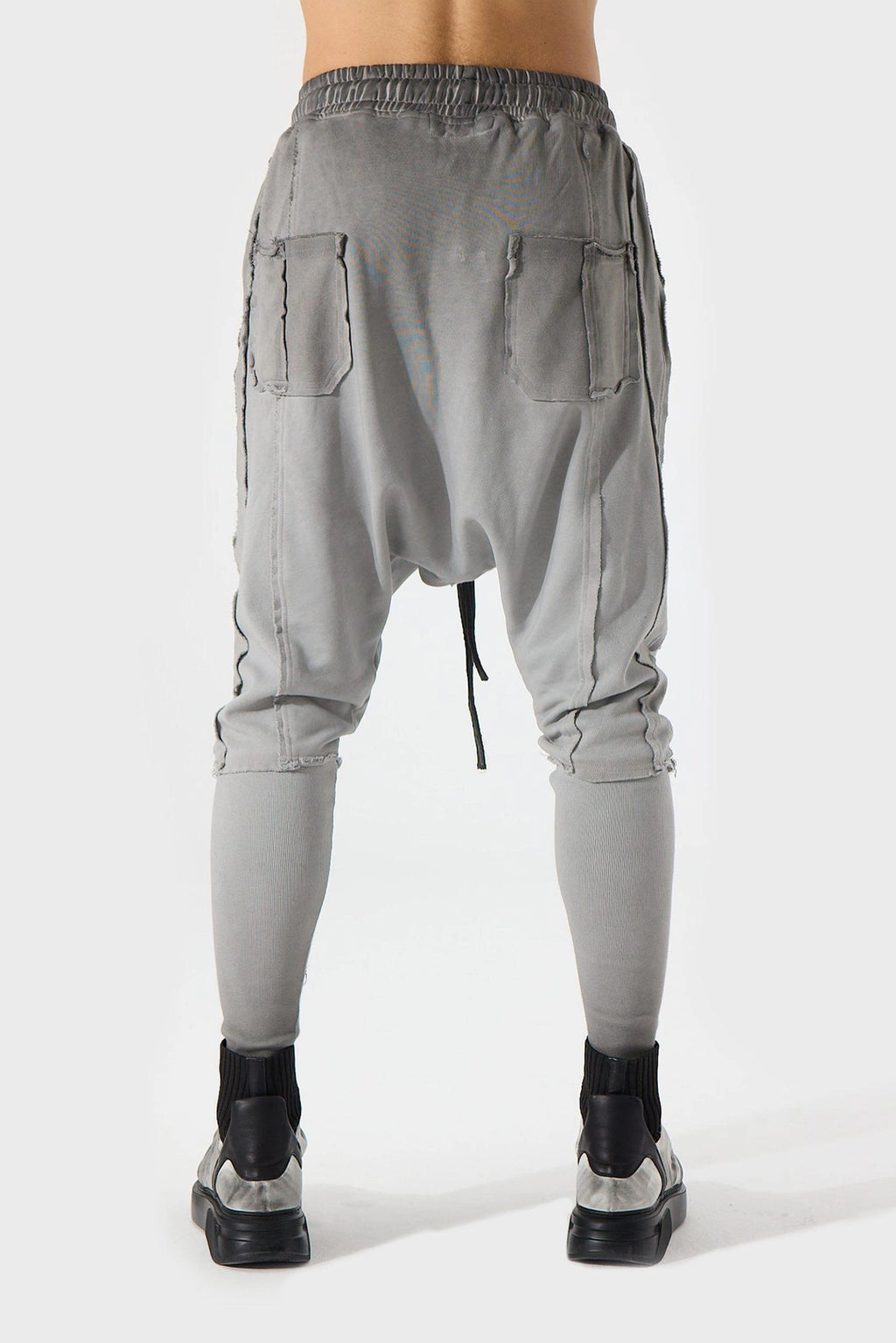 GREY RIBBED PANT