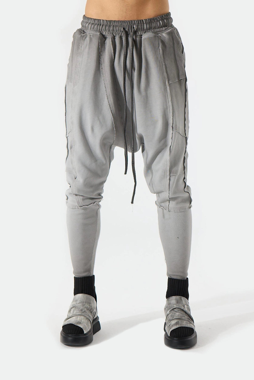 GREY RIBBED PANT