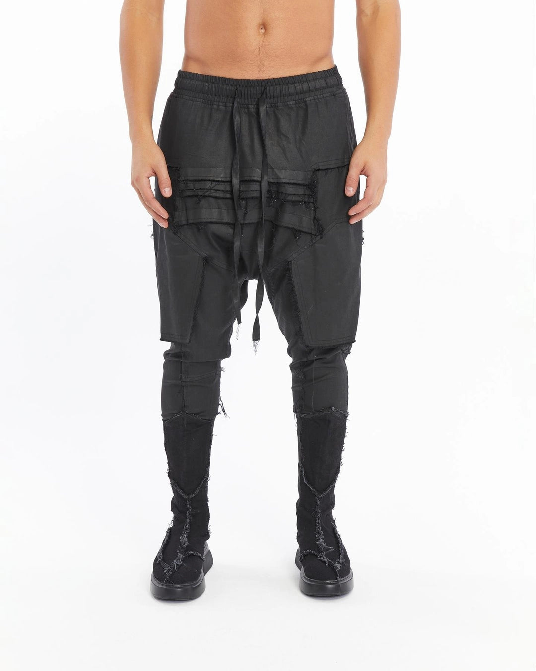 COATED BLACK RIBBED PANT