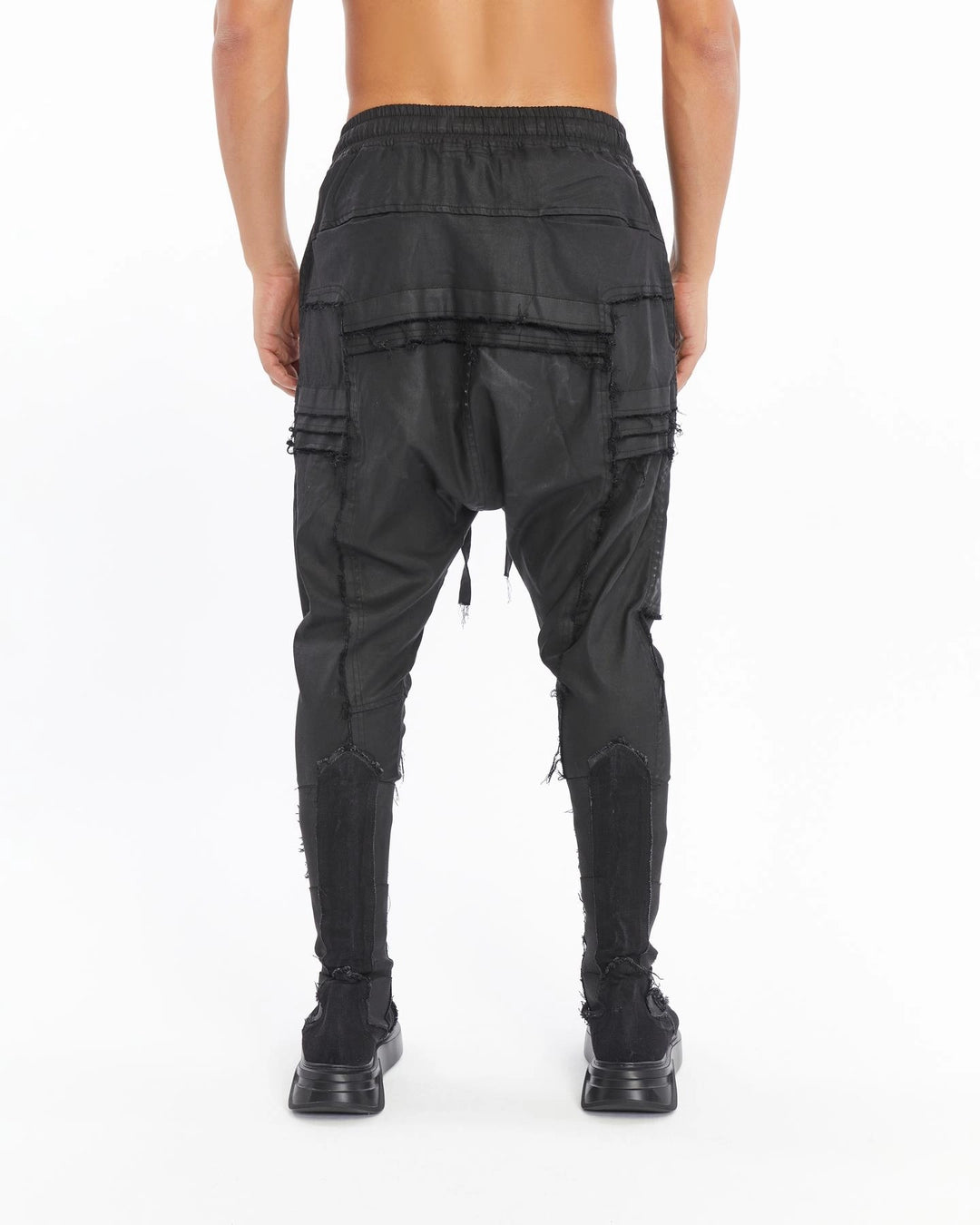 COATED BLACK RIBBED PANT