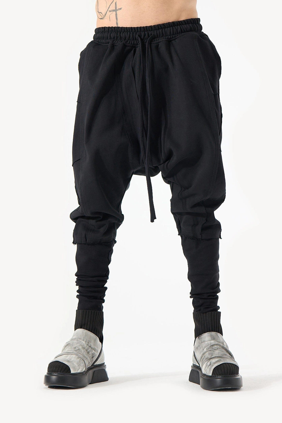 BLACK RIBBED PANT