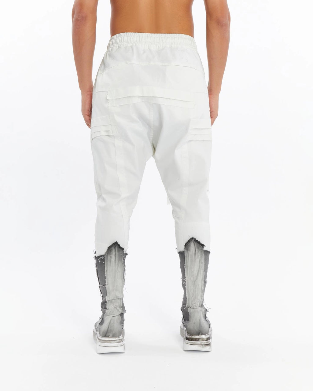 WHITE RIBBED PANT