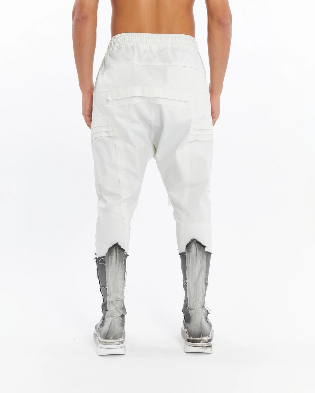 WHITE RIBBED PANT