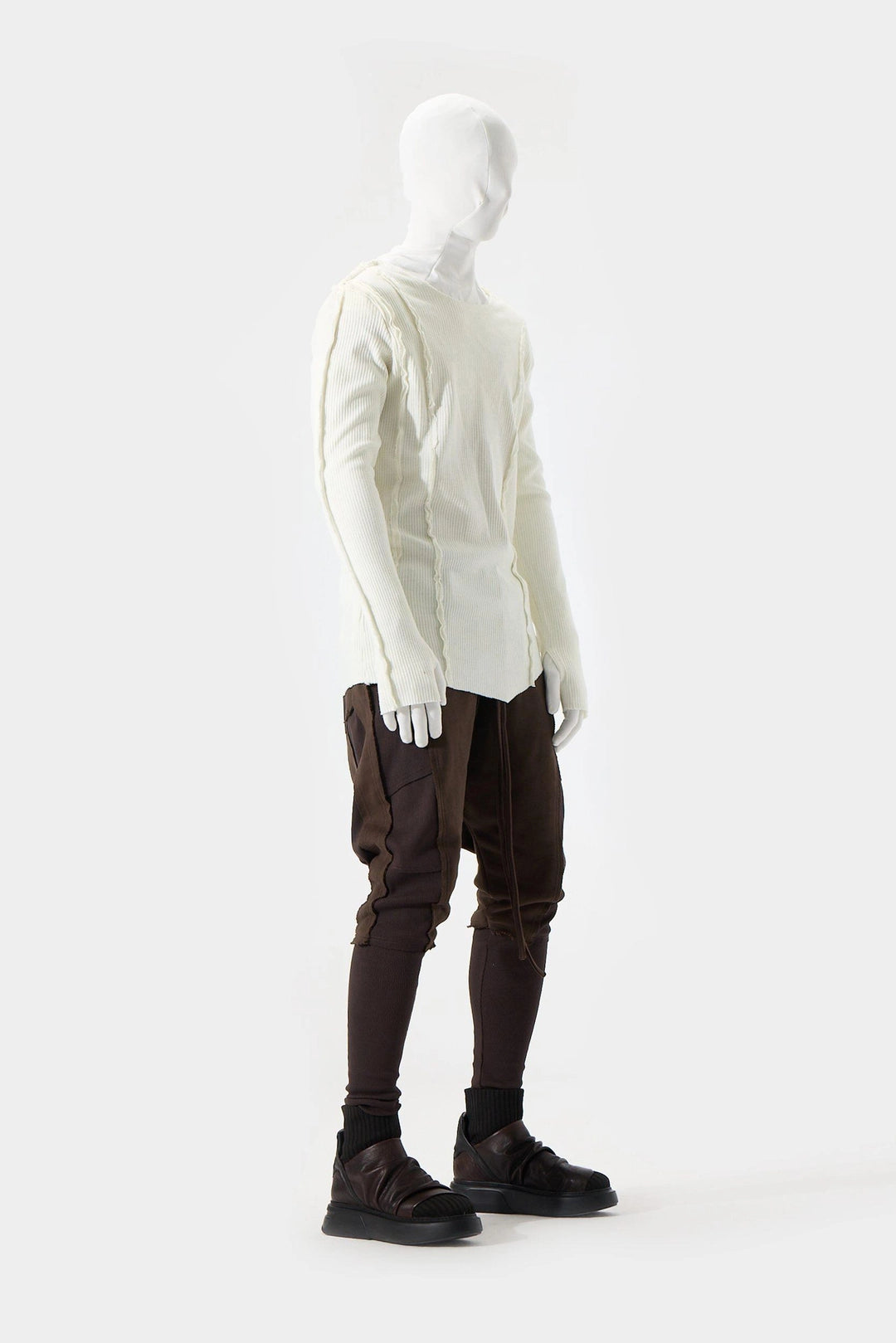 WHITE RIBBED SWEATS