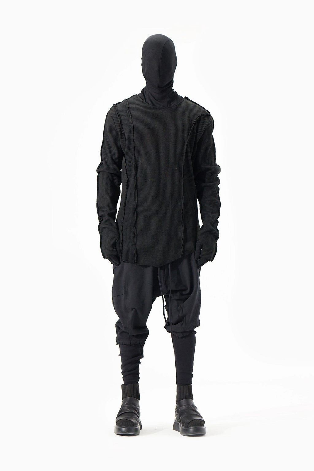 BLACK RIBBED SWEATS