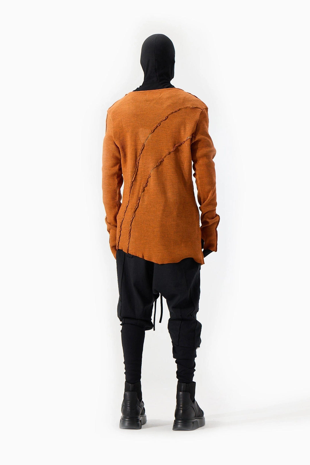 BRICK RIBBED SWEATS