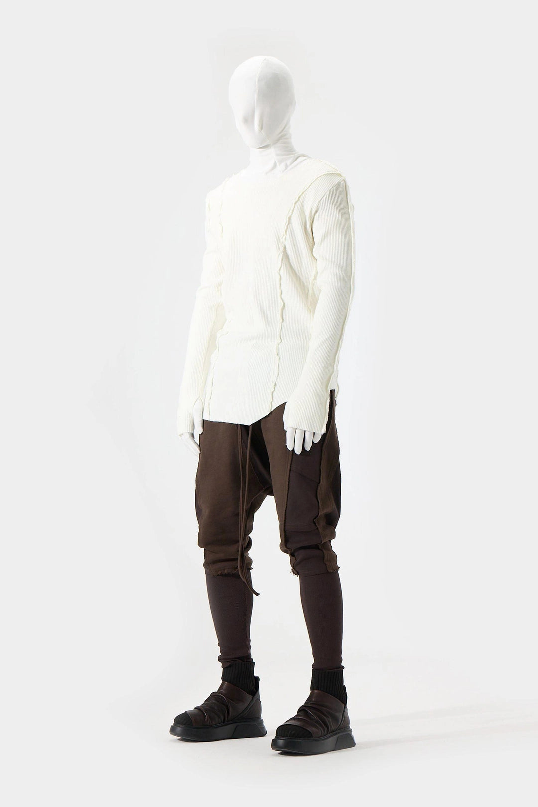 WHITE RIBBED SWEATS