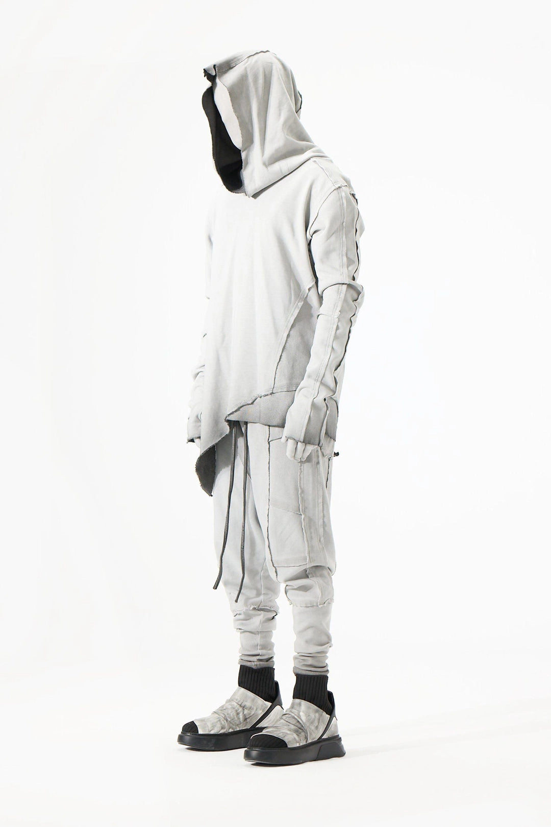 GREY RIBBED SWEATSHIRT