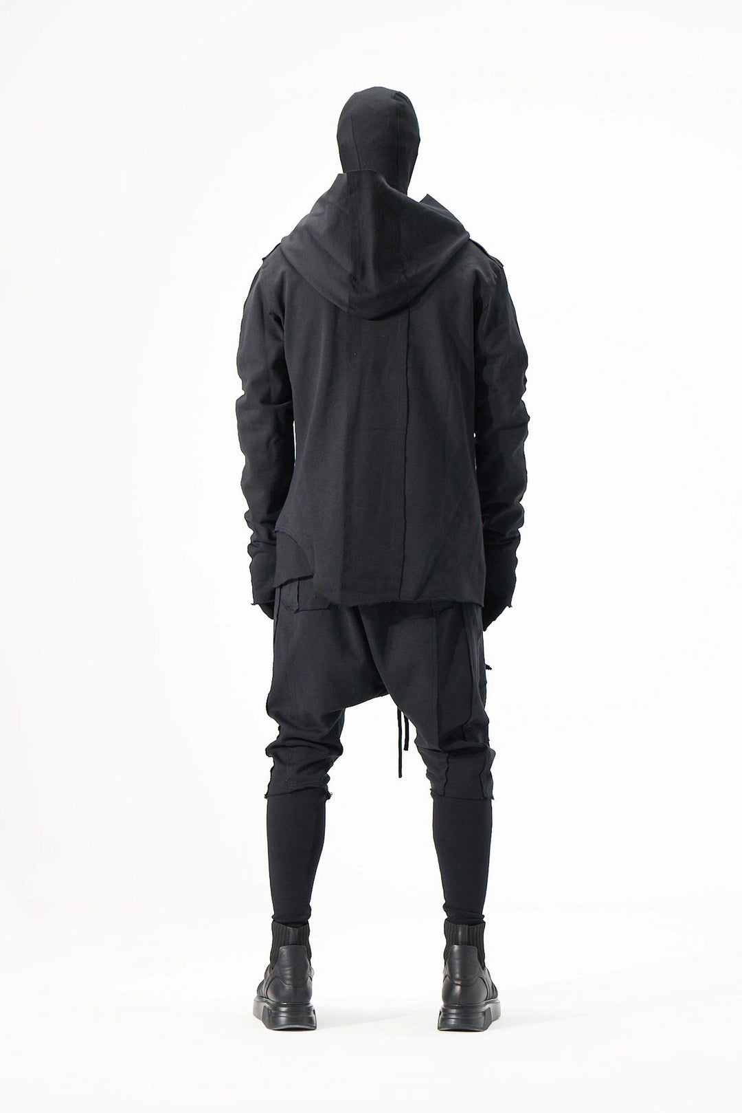 BLACK RIBBED SWEATSHIRT