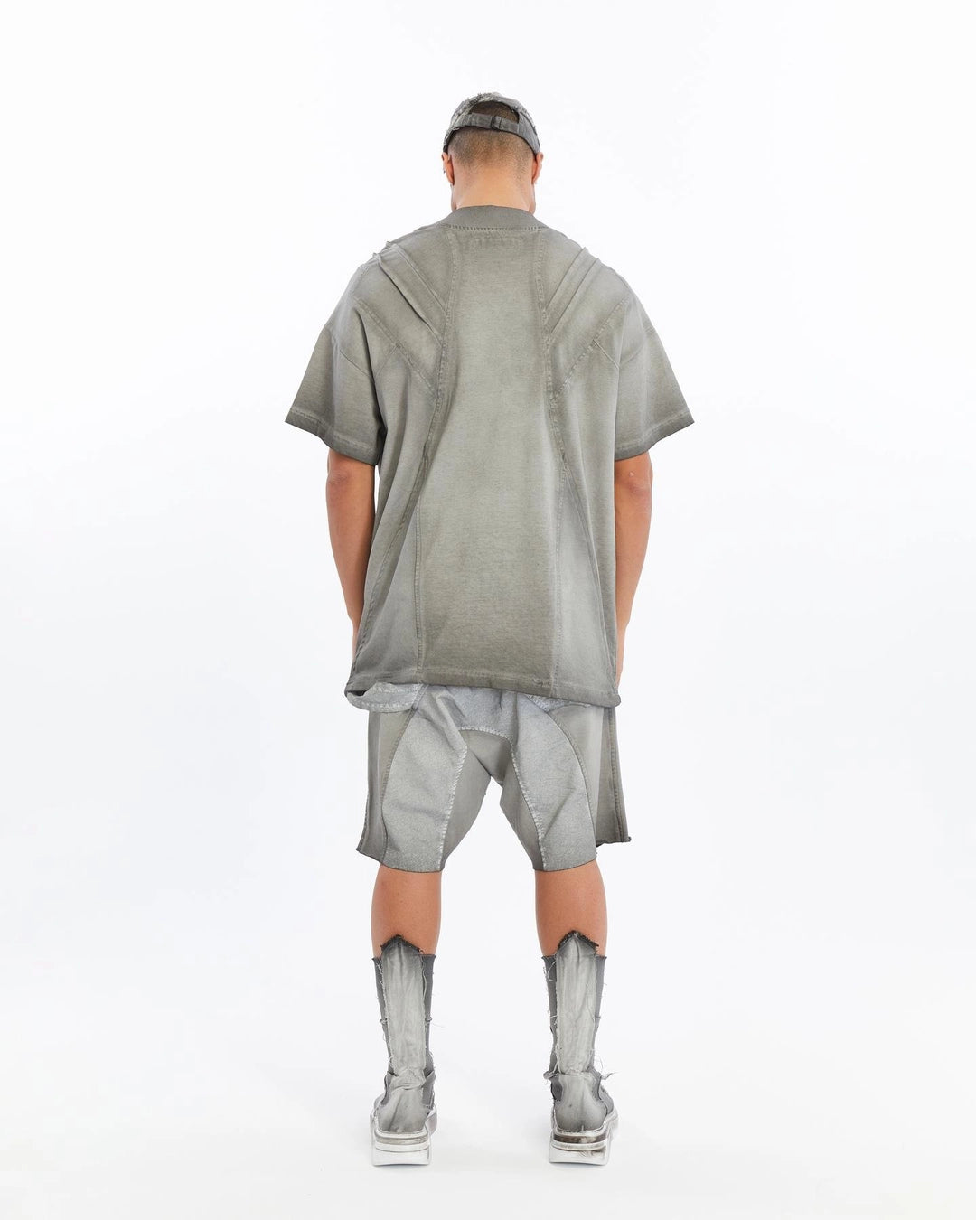 GREY RIBBED T-SHIRT