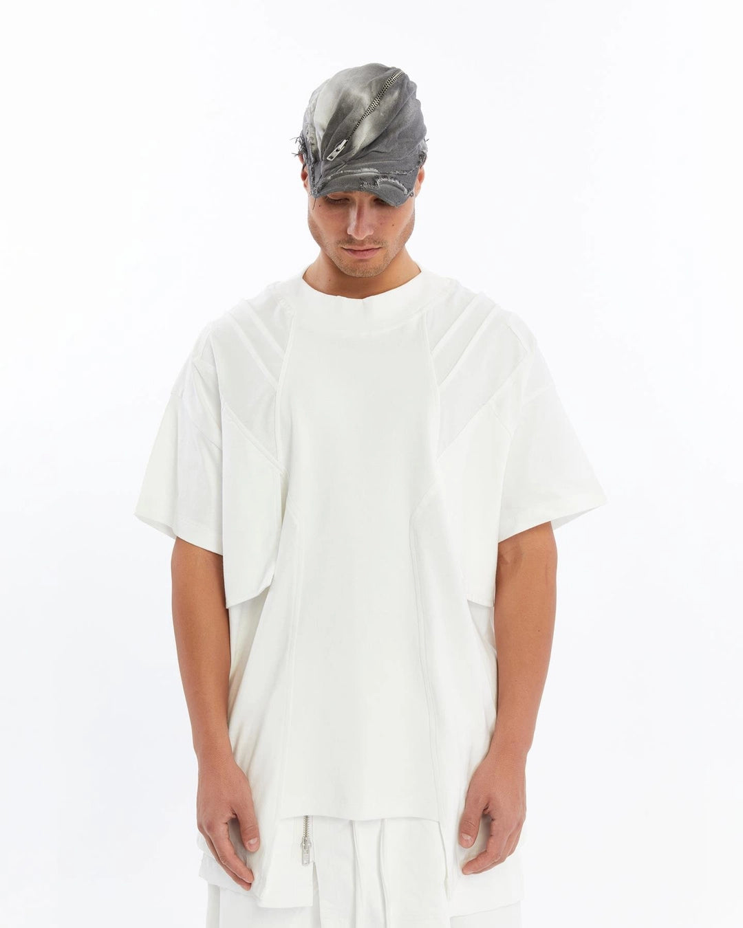 WHITE RIBBED T-SHIRT