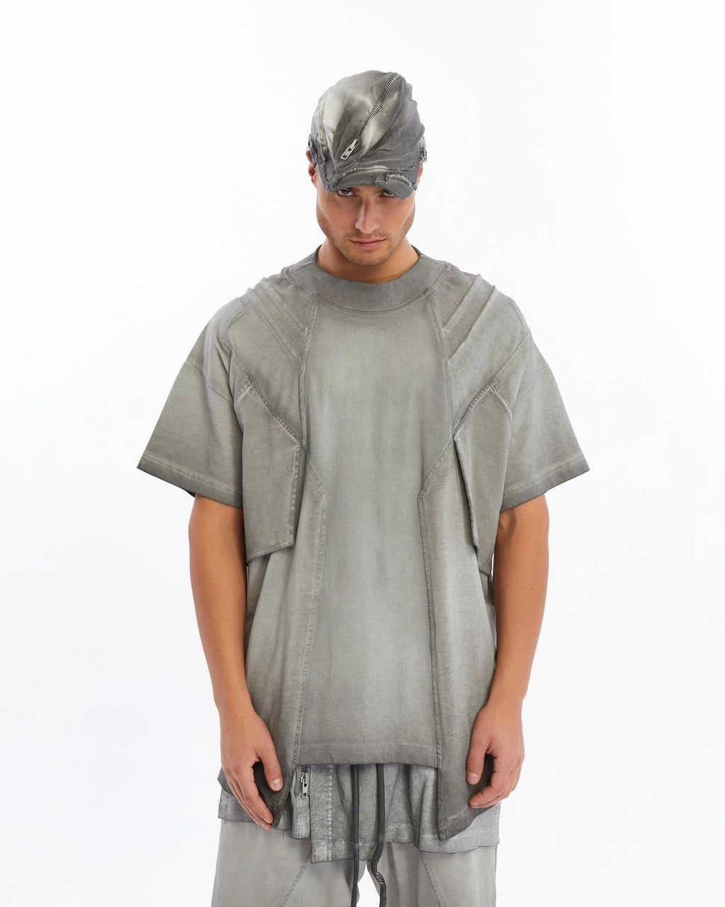 GREY RIBBED T-SHIRT