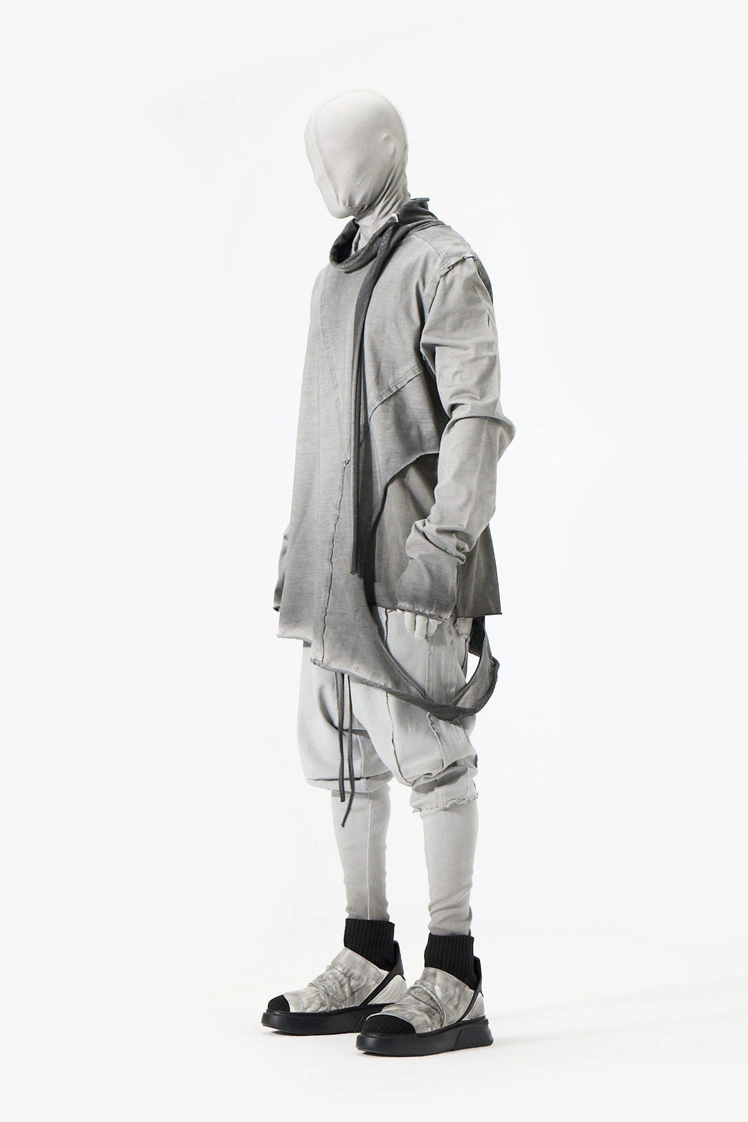 DARK GREY RIPPED SWEATSHIRT