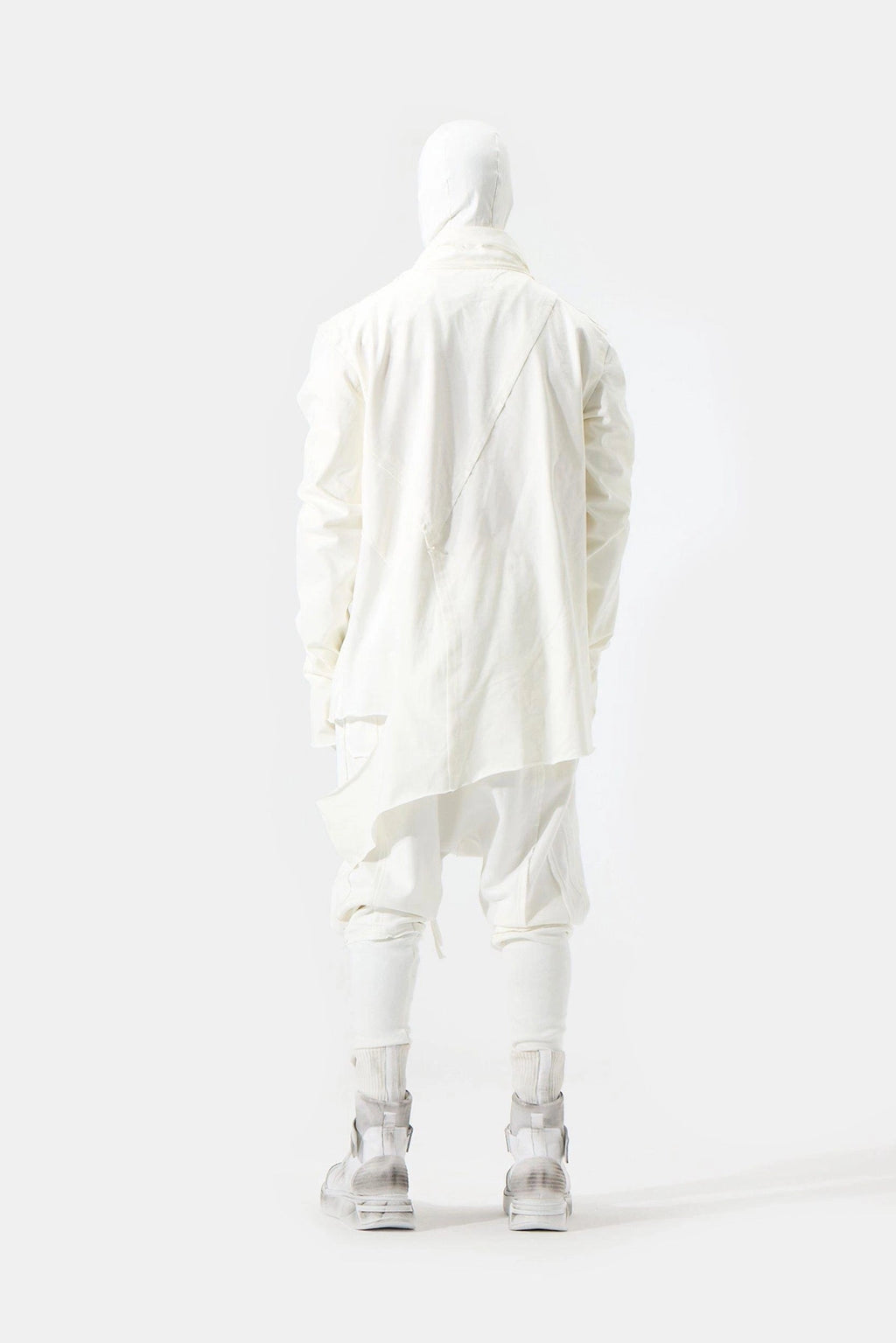 WHITE RIPPED SWEATSHIRT