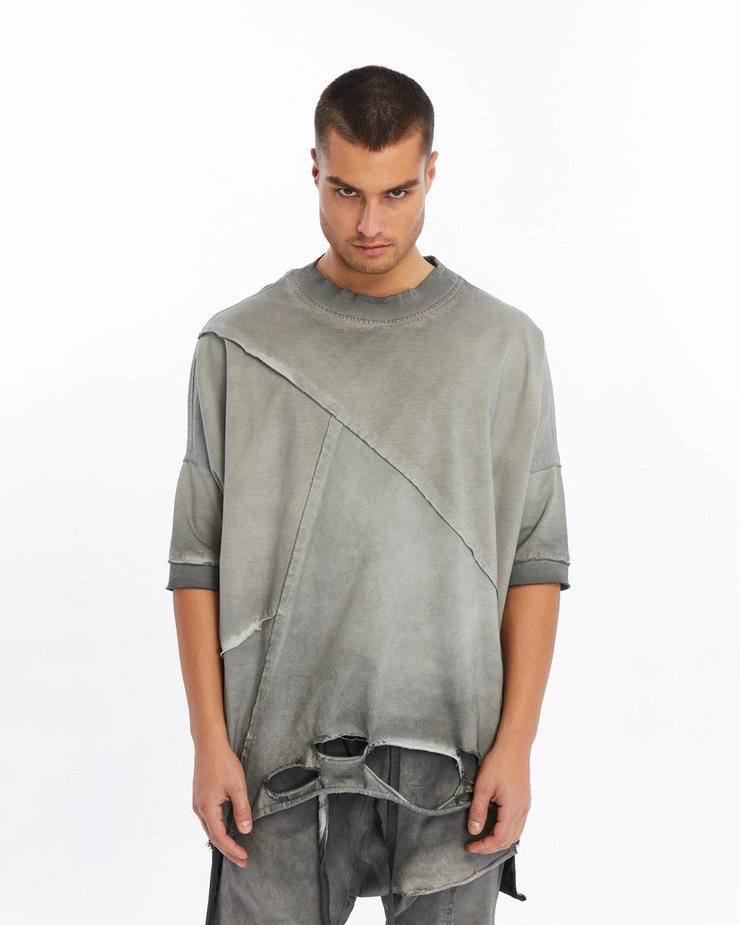 GREY RIPPED T-SHIRT