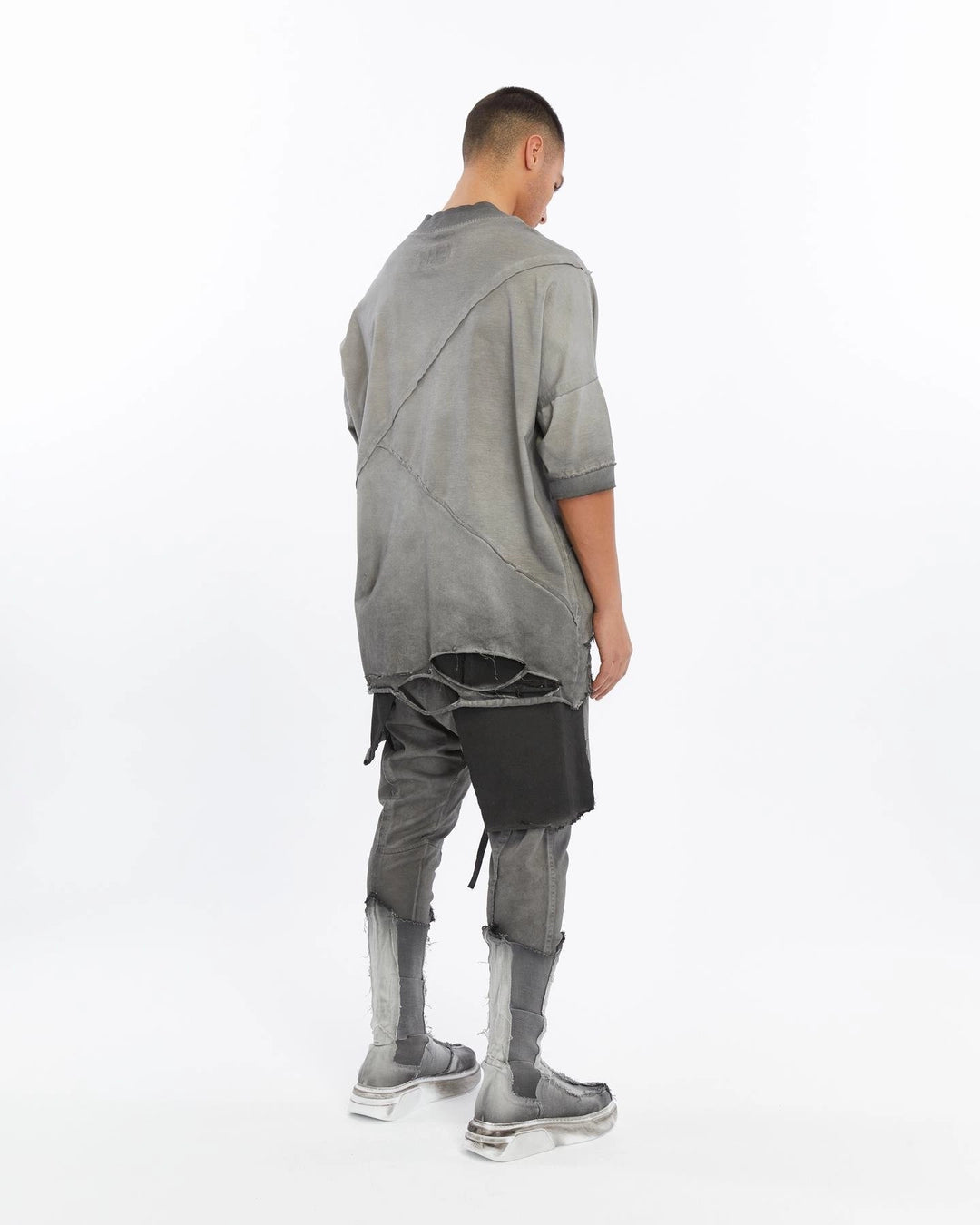 GREY RIPPED T-SHIRT