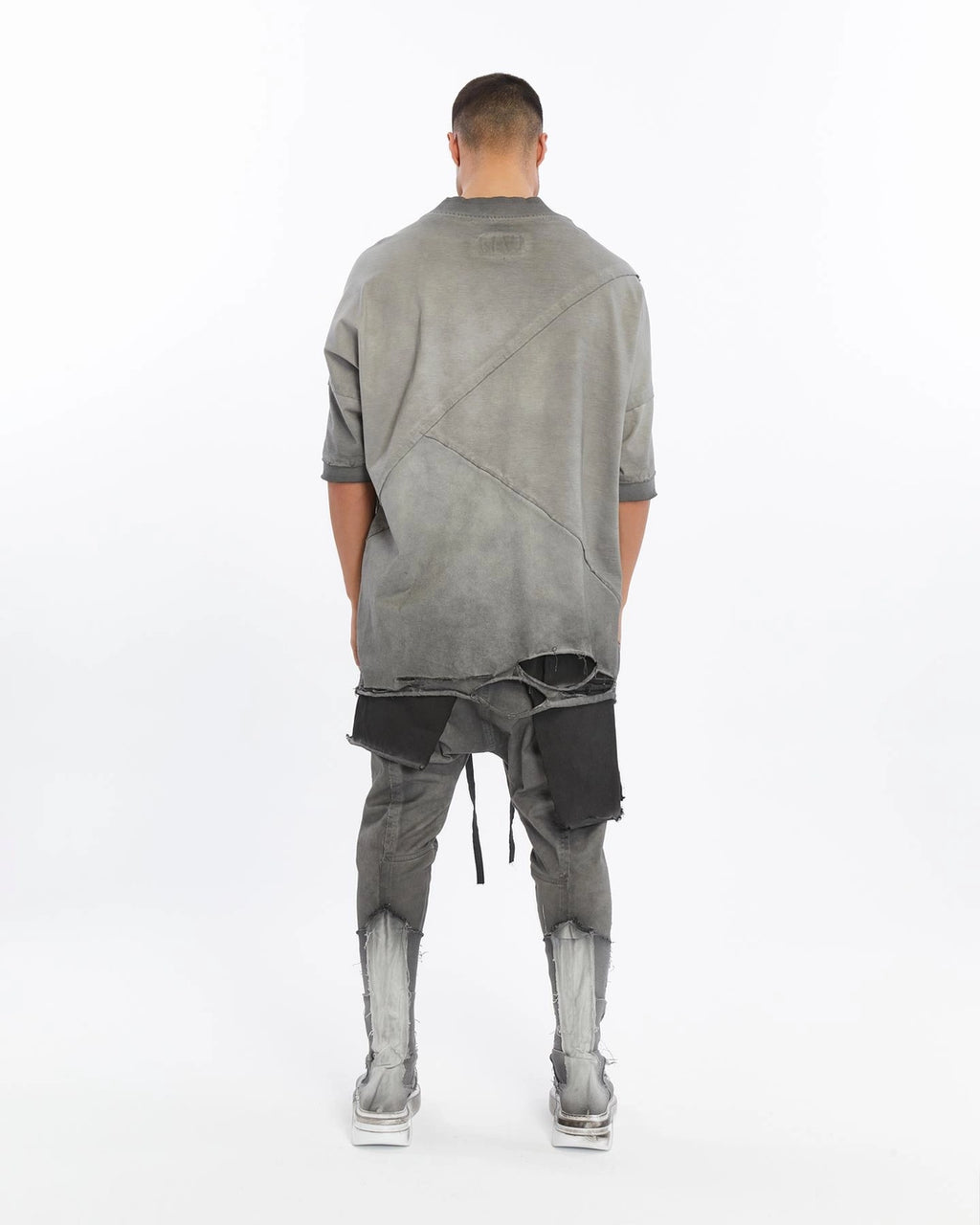 GREY RIPPED T-SHIRT
