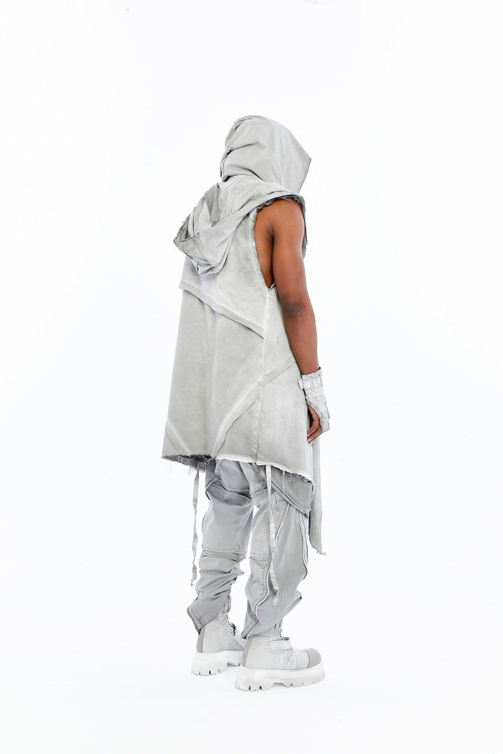 SHARD VEST