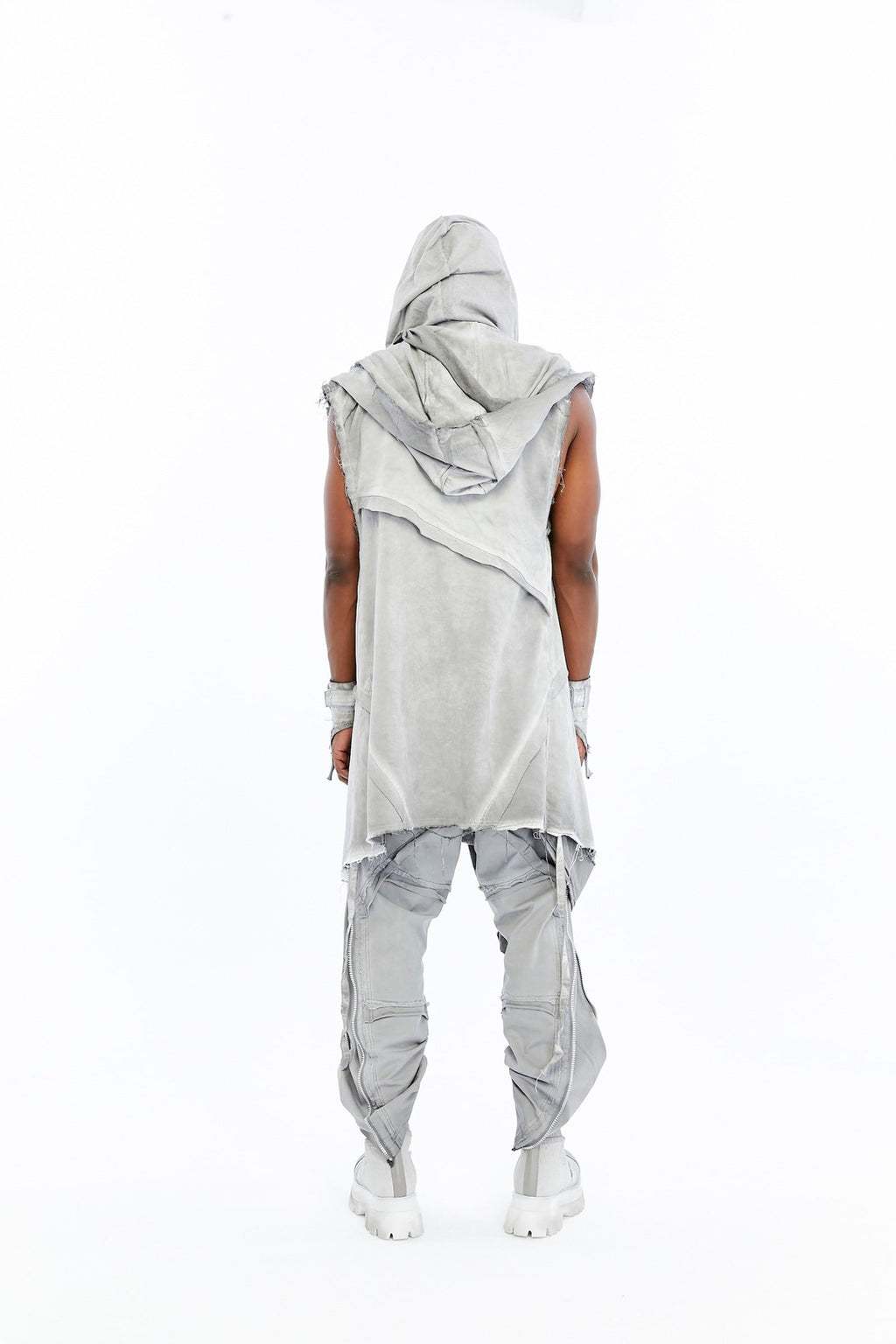 SHARD VEST