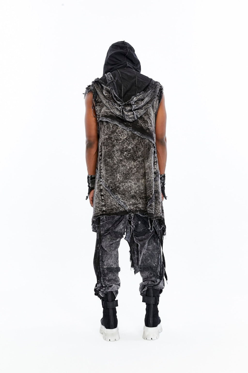 SHARD VEST