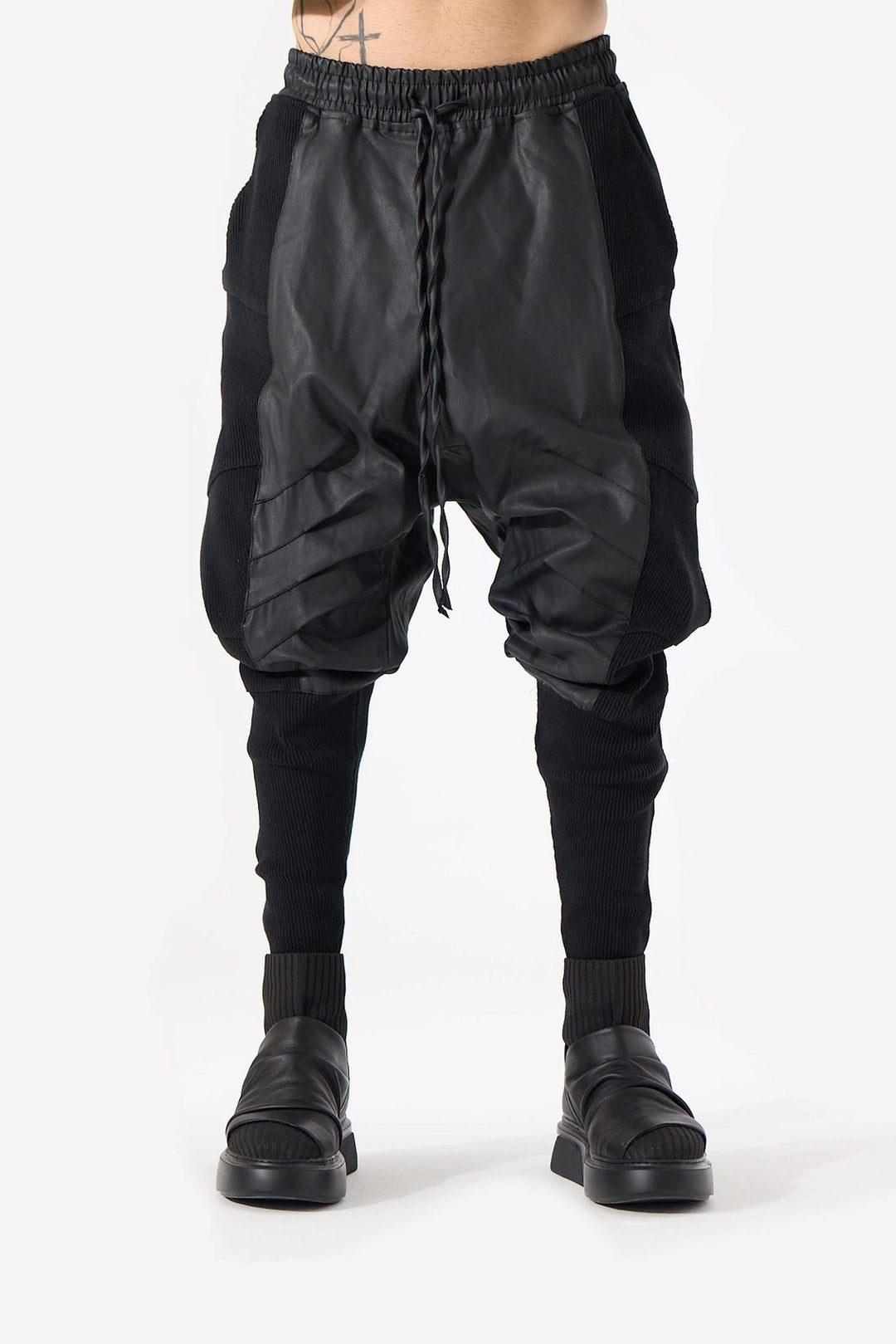 COATED BLACK SHARK PANT