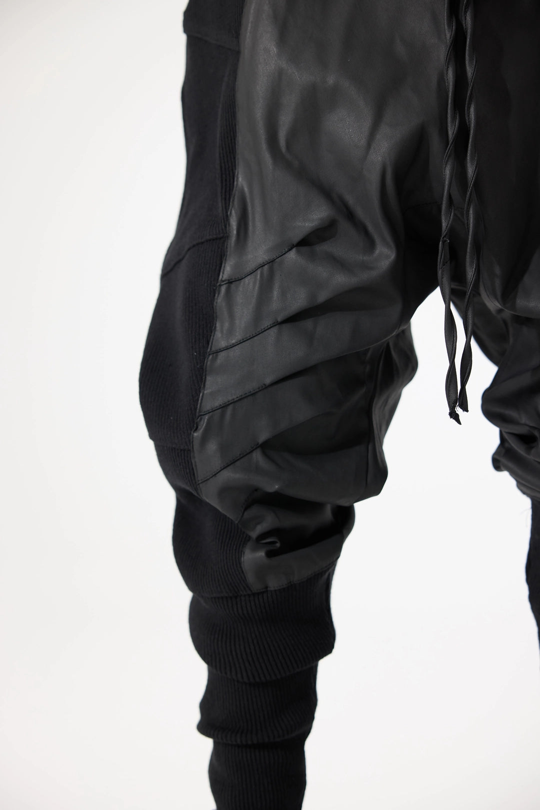 COATED BLACK SHARK PANT