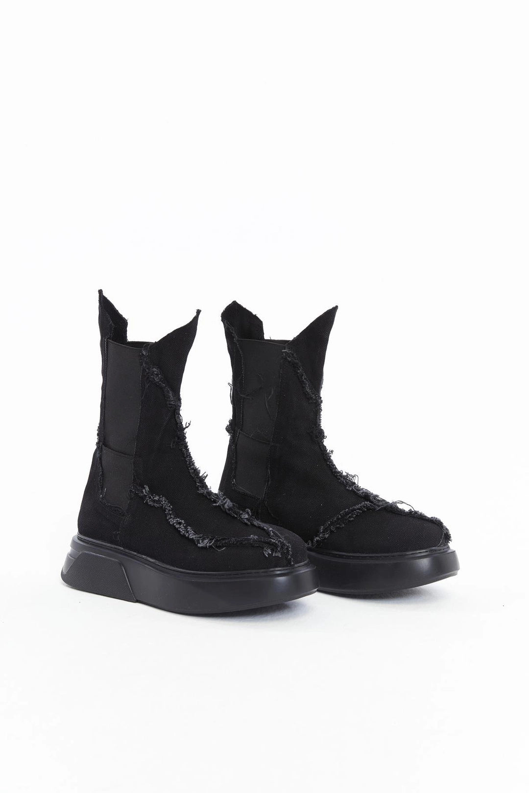 BLACK SHORT DENIM SHOES