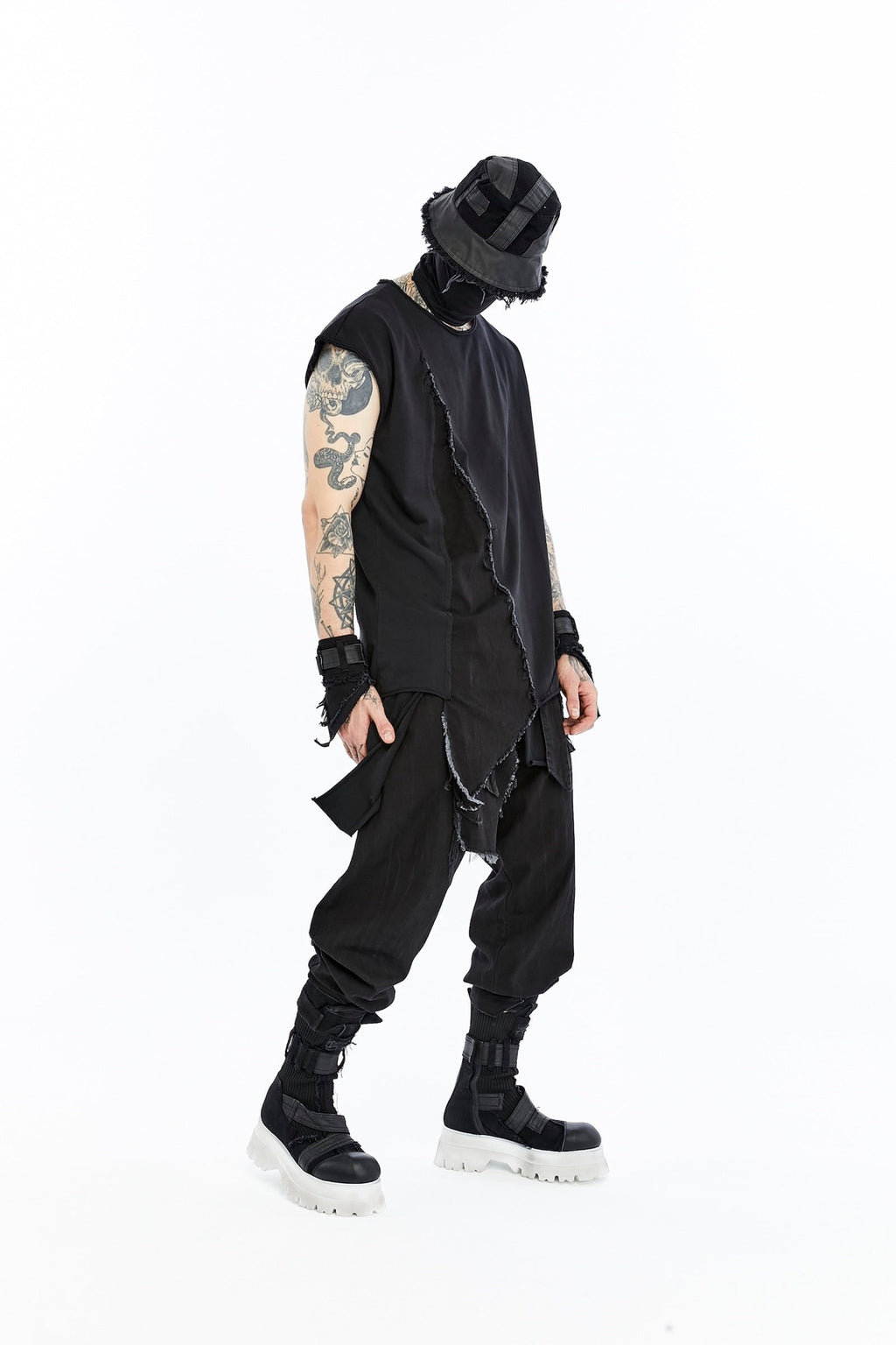 SILENT EDGE T-SHIRT