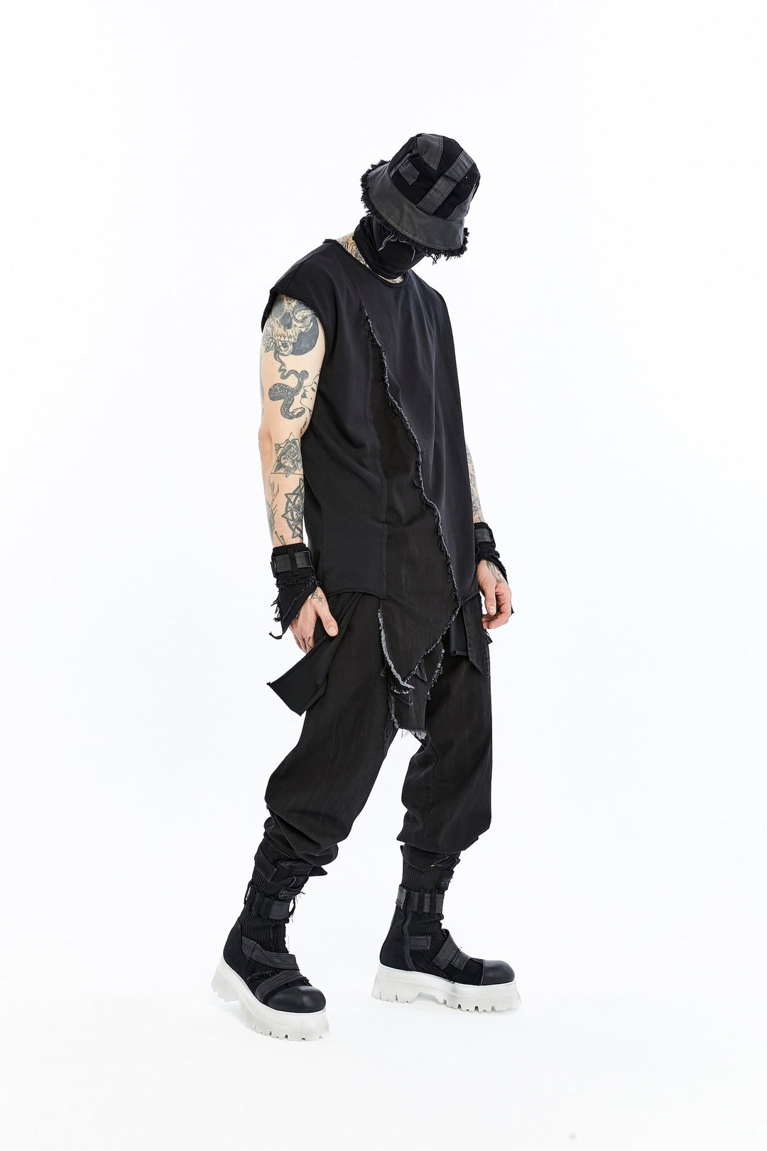 SILENT EDGE T-SHIRT