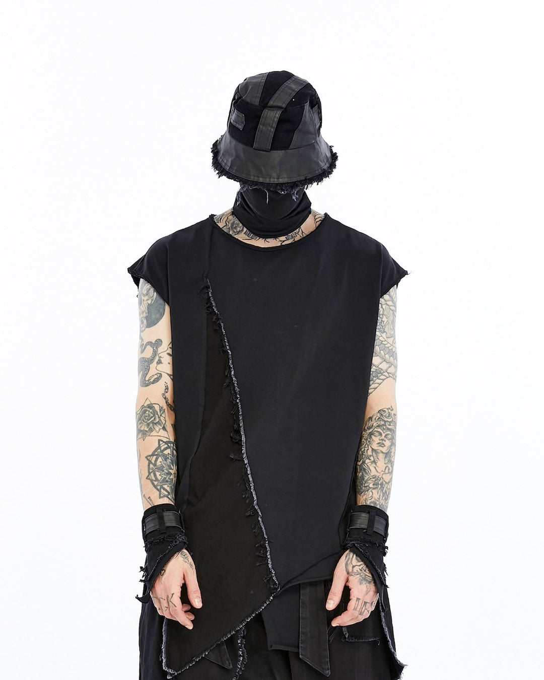SILENT EDGE T-SHIRT