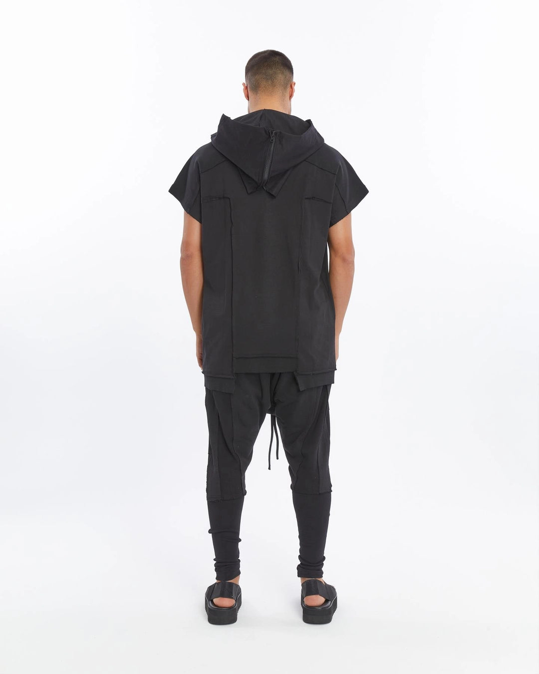 BLACK ZIP-UP HOODED T-SHIRT