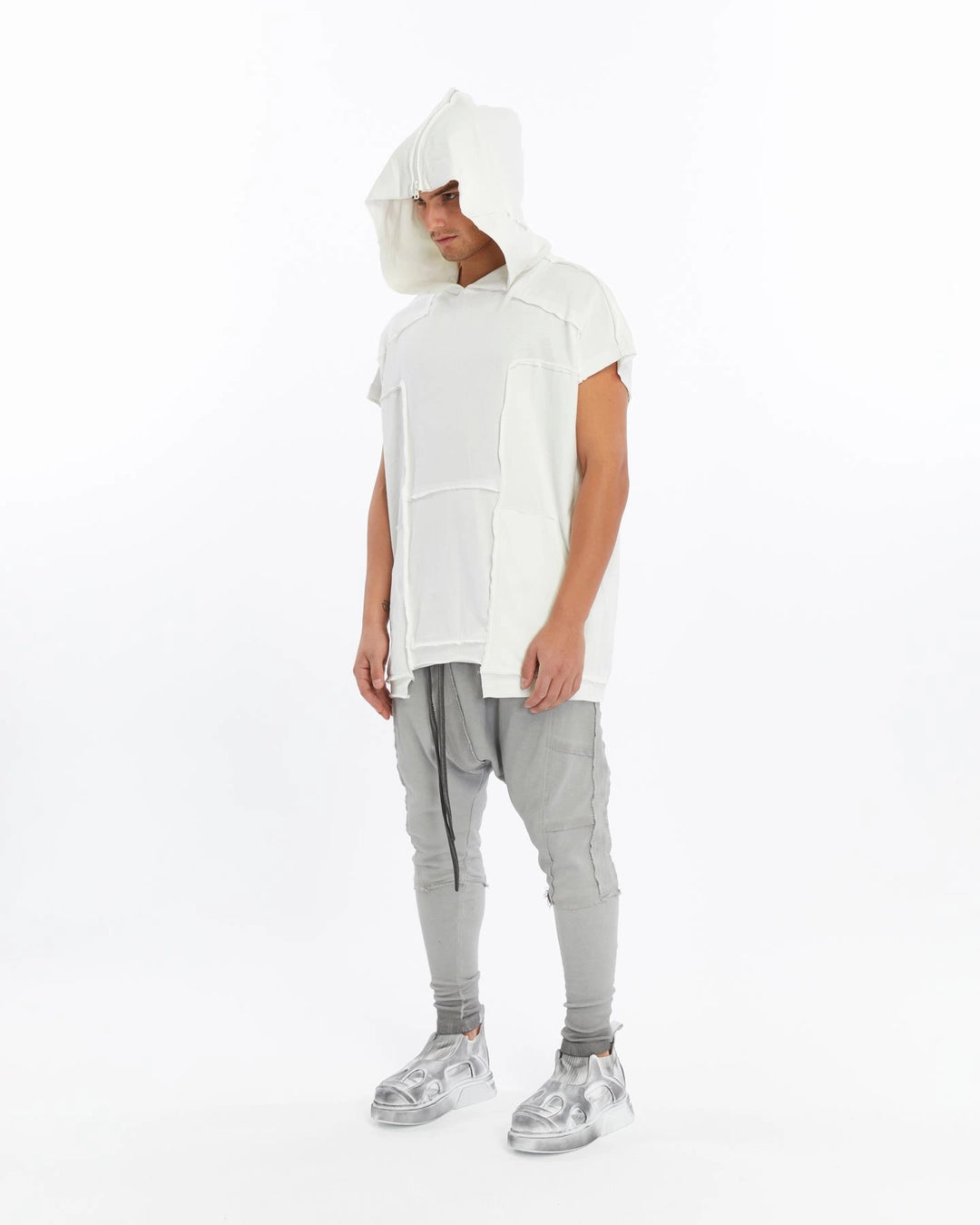 WHITE ZIP-UP HOODED T-SHIRT