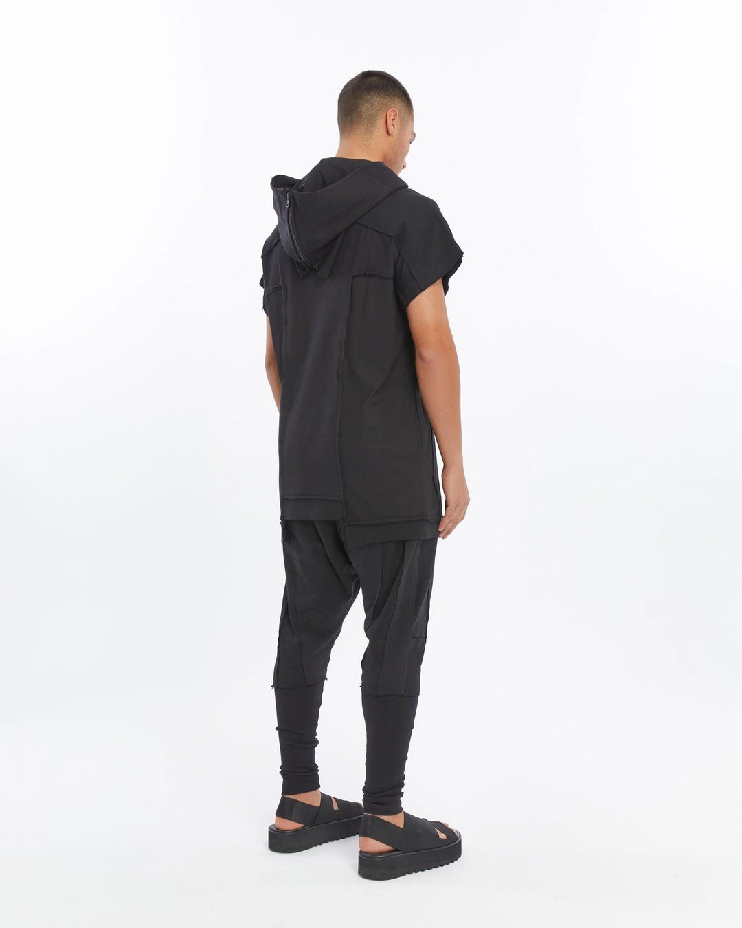 BLACK ZIP-UP HOODED T-SHIRT